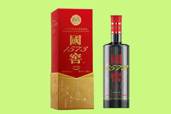 泸州市叙永回收国窖1573.jpg